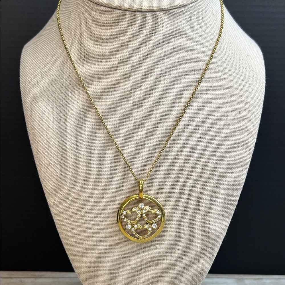 Vintage Avon Gold Pendant Necklace